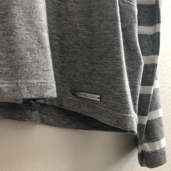 Michael Kors Long Sleeve - Picture 3 of 3